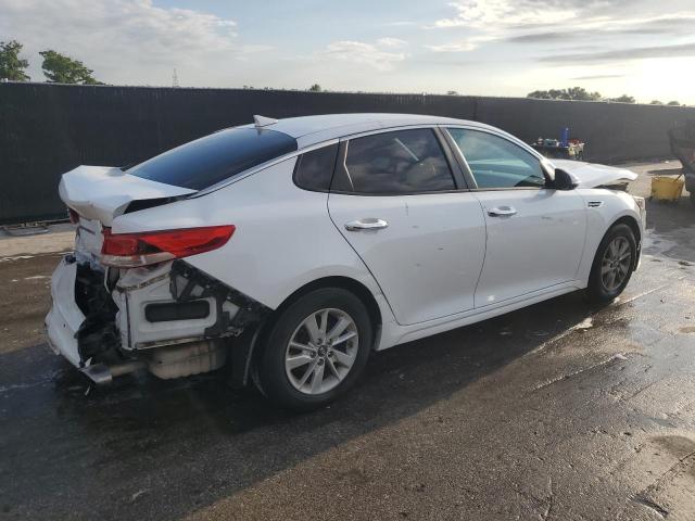 Photo 3 from auction – 2018 KIA OPTIMA LX with VIN 5XXGT4L34JG235018