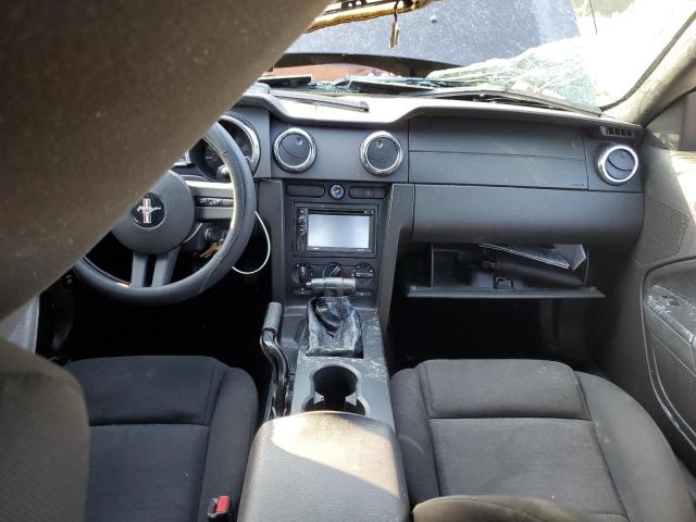 Photo 8 from auction – 2005 FORD MUSTANG with VIN 1ZVFT80N955134282