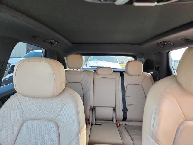 Photo 10 from auction – 2019 PORSCHE CAYENNE with VIN WP1AA2AY9KDA18458