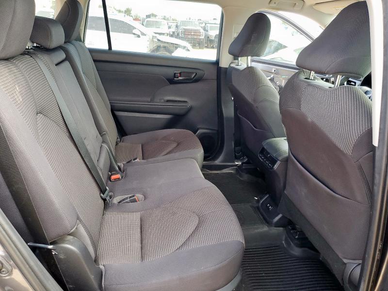 Photo 11 from auction – 2020 TOYOTA HIGHLANDER with VIN 5TDCZRAH8LS505748