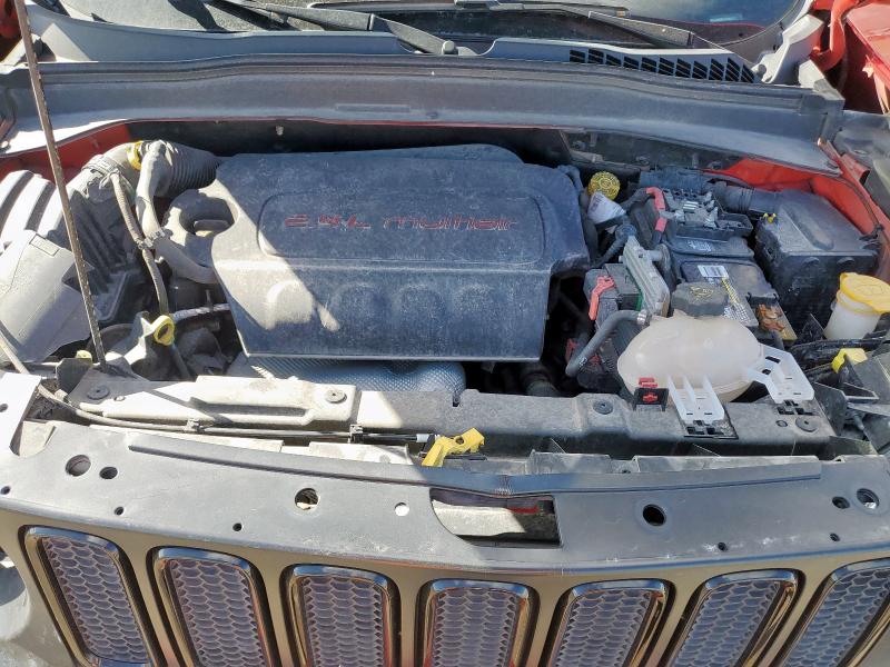 Photo 11 from auction – 2018 JEEP RENEGADE L with VIN ZACCJABB3JPH97077