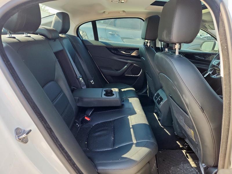 Photo 10 from auction – 2020 JAGUAR XE S with VIN SAJAE4FX3LCP64382