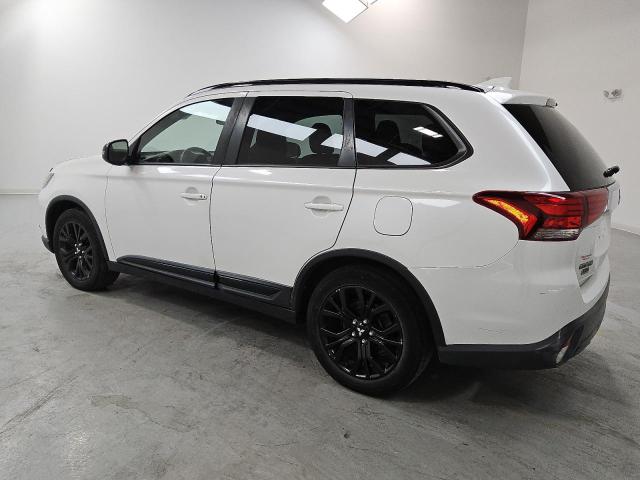 Photo 2 from auction – 2018 MITSUBISHI OUTLANDER with VIN JA4AD3A31JZ044227