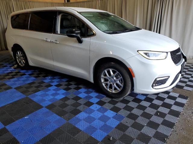 Photo 4 from auction – 2024 CHRYSLER PACIFICA TOURING L with VIN 2C4RC1BG8RR144395