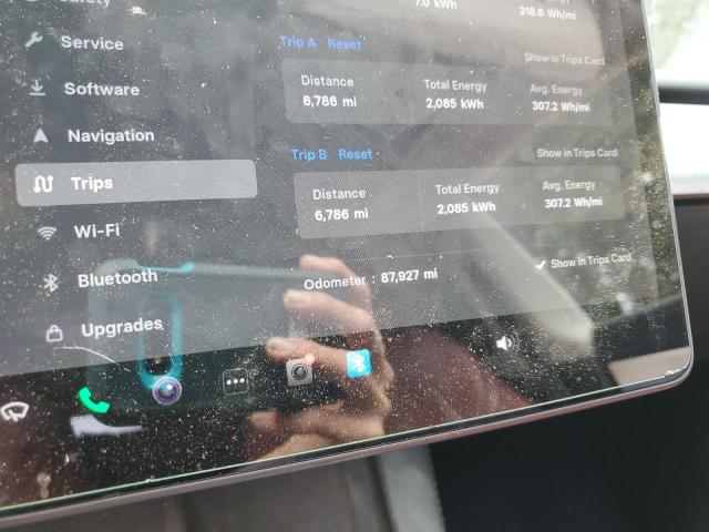 Photo 9 from auction – 2021 TESLA MODEL Y with VIN 5YJYGDEE5MF158576