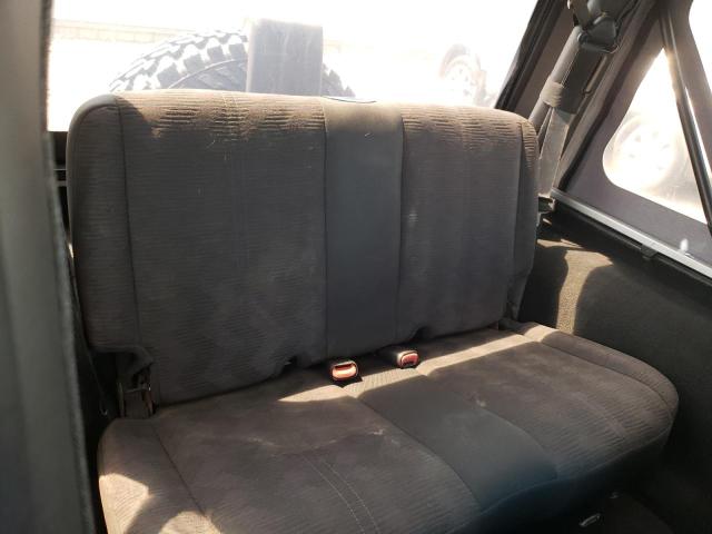 Photo 10 from auction – 2004 JEEP WRANGLER / with VIN 1J4FA69S24P769671