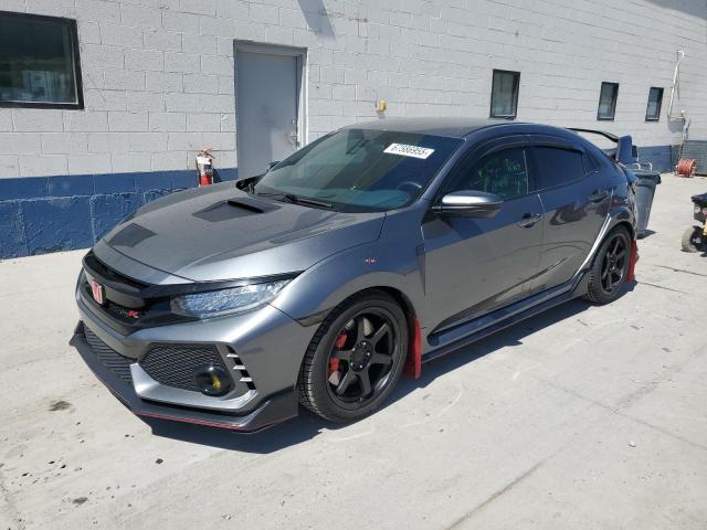HONDA CIVIC TYPE 2017 with VIN SHHFK8G76HU202648 - Photo from auction