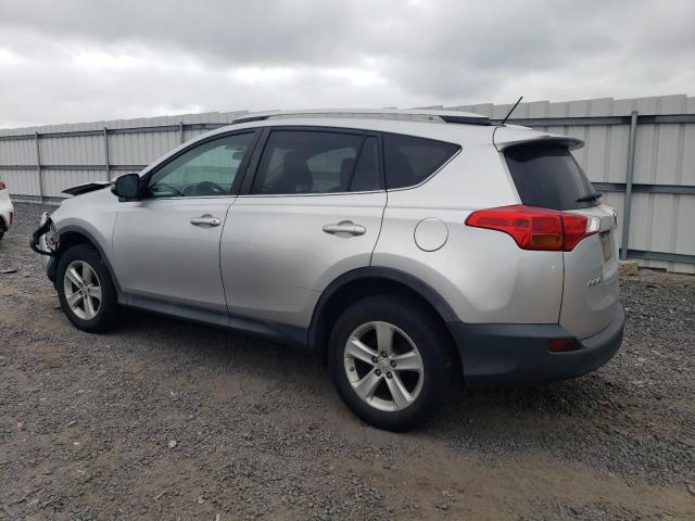 Photo 2 from auction – 2014 TOYOTA RAV4 XLE with VIN 2T3RFREVXEW148657
