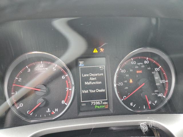 Photo 9 from auction – 2017 TOYOTA RAV4 SE with VIN 2T3NFREV2HW331912