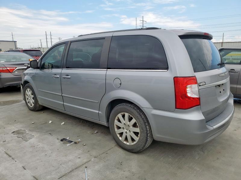 Photo 2 from auction – 2015 CHRYSLER TOWN & COU with VIN 2C4RC1AGXFR676602