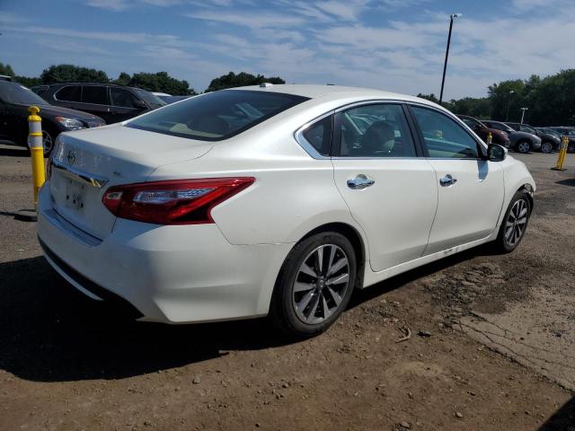 Photo 3 from auction – 2017 NISSAN ALTIMA 2.5 with VIN 1N4AL3AP1HC257032