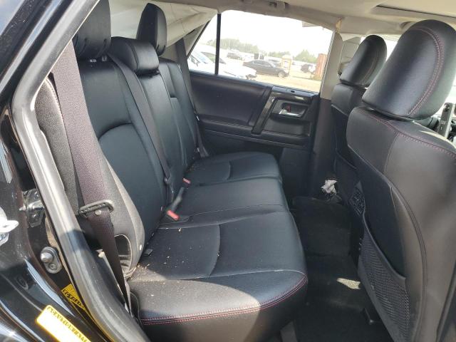 Photo 11 from auction – 2019 TOYOTA 4RUNNER SR with VIN JTEBU5JR8K5677385