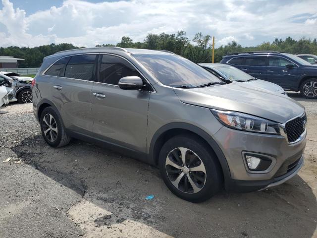 Photo 4 from auction – 2016 KIA SORENTO EX with VIN 5XYPH4A18GG025464