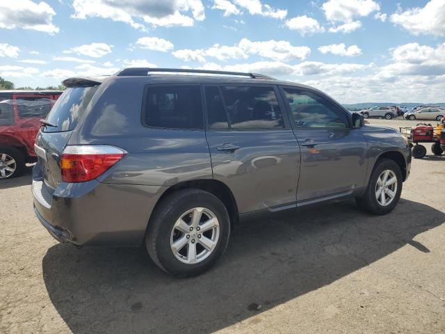 Photo 3 from auction – 2010 TOYOTA HIGHLANDER SE with VIN 5TDJK3EH2AS035572