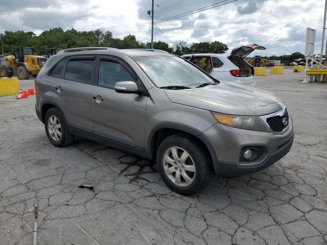 Photo 4 from auction – 2011 KIA SORENTO BASE with VIN 5XYKT3A10BG127370