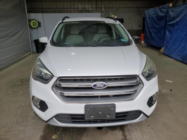 Photo 5 from auction – 2017 FORD ESCAPE SE with VIN 1FMCU9GD5HUD14046