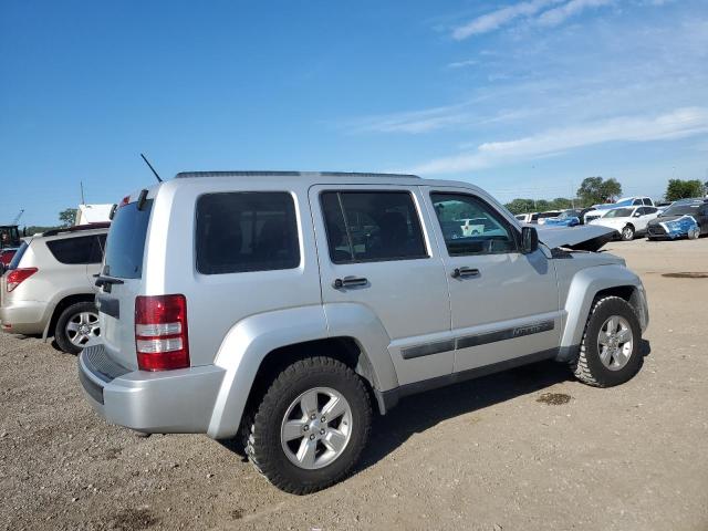 Photo 3 from auction – 2011 JEEP LIBERTY SPORT with VIN 1J4PN2GK1BW520494