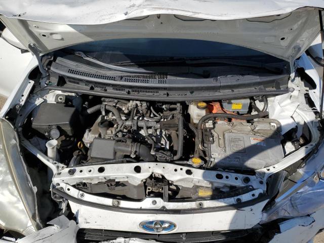 Photo 11 from auction – 2014 TOYOTA PRIUS C with VIN JTDKDTB35E1071797