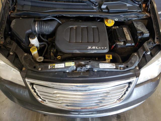 Photo 12 from auction – 2015 CHRYSLER TOWN & COU with VIN 2C4RC1BG6FR730461