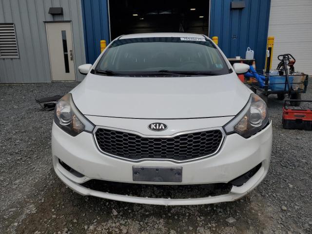 Photo 5 from auction – 2016 KIA FORTE LX with VIN KNAFX4A63G5482649