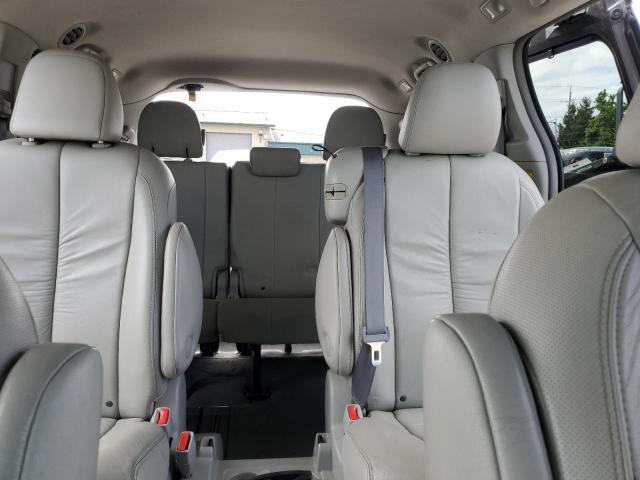 Photo 10 from auction – 2011 TOYOTA SIENNA XLE with VIN 5TDYK3DC2BS010242
