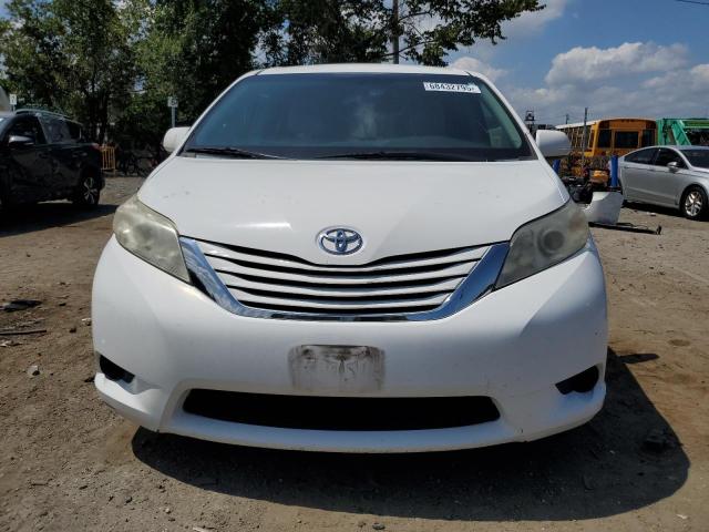 Photo 5 from auction – 2015 TOYOTA SIENNA LE with VIN 5TDKK3DC3FS588717