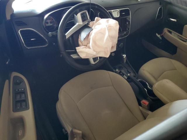 Photo 8 from auction – 2013 CHRYSLER 200 LIMITED with VIN 1C3CCBCG1DN655340