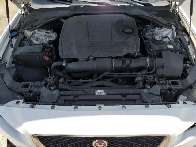 Photo 11 from auction – 2018 JAGUAR XE with VIN SAJAR4FX8JCP27863