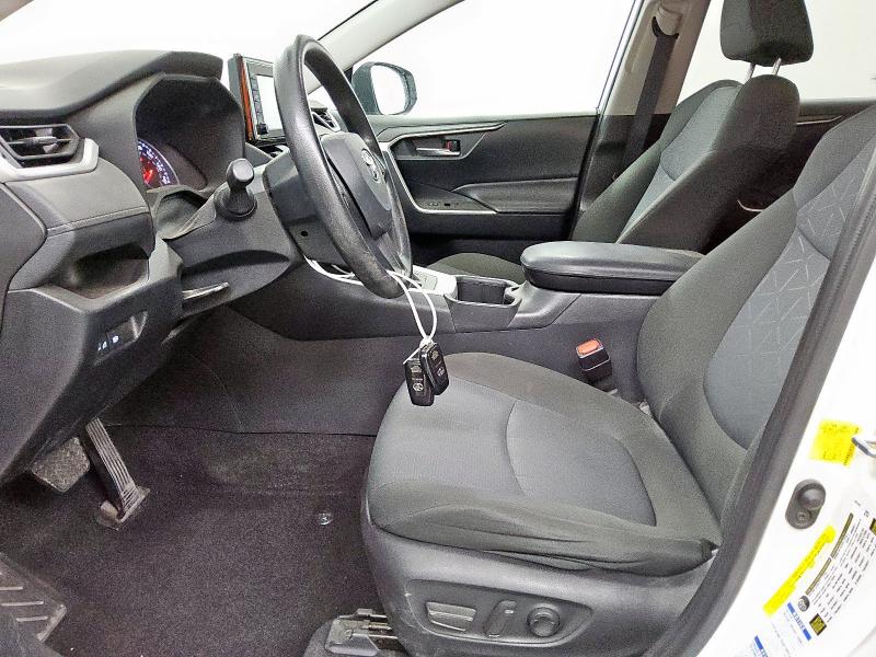 Photo 7 from auction – 2022 TOYOTA RAV4 XLE with VIN 2T3P1RFV0NC271504