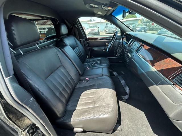 Photo 5 from auction – 2007 LINCOLN TOWN CAR E with VIN 1L1FM88W77Y616843