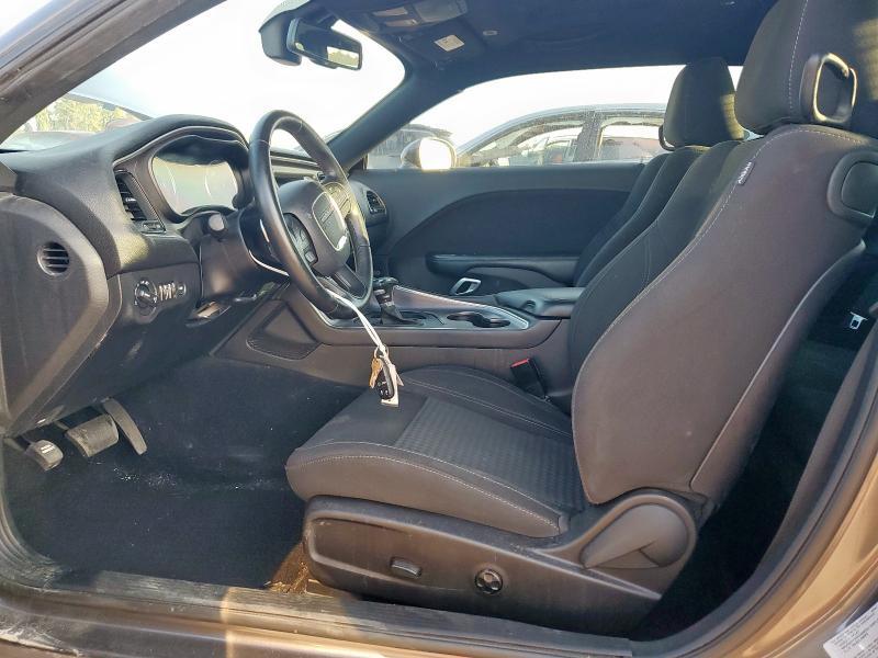Photo 7 from auction – 2017 DODGE CHALLENGER with VIN 2C3CDZBTXHH519131