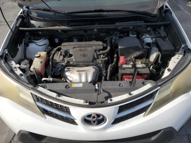Photo 11 from auction – 2015 TOYOTA RAV4 LE with VIN JTMZFREV7FD068375
