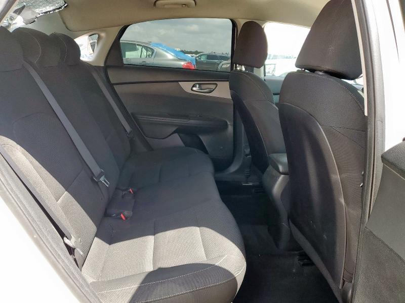 Photo 10 from auction – 2020 KIA FORTE FE with VIN 3KPF24AD3LE153125