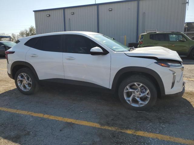 Photo 4 from auction – 2024 CHEVROLET TRAX LS with VIN KL77LFE27RC090114