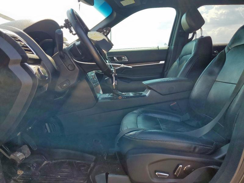 Photo 7 from auction – 2016 FORD EXPLORER L with VIN 1FM5K7F87GGA09734