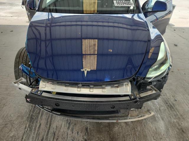Photo 12 from auction – 2024 TESLA MODEL Y with VIN 7SAYGDEE5RA217973