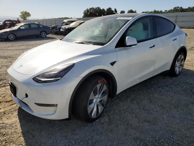 TESLA MODEL Y 2022 with VIN 7SAYGDEE8NF485932 - Photo from auction
