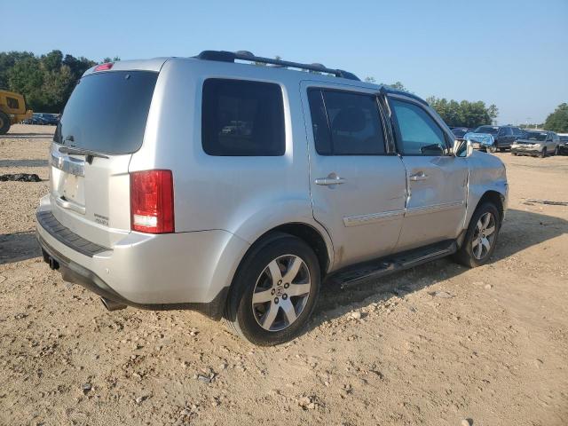 Photo 3 from auction – 2015 HONDA PILOT TOUR with VIN 5FNYF4H97FB055535