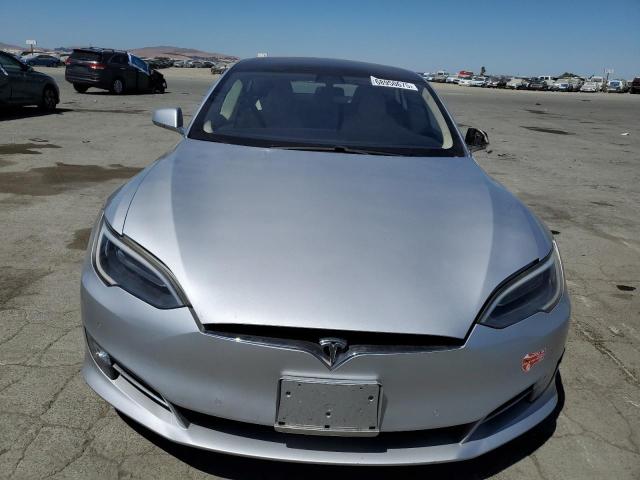 Photo 5 from auction – 2018 TESLA MODEL S with VIN 5YJSA1E21JF271352