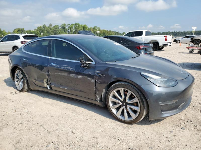 Photo 4 from auction – 2018 TESLA MODEL 3 with VIN 5YJ3E1EA0JF007782