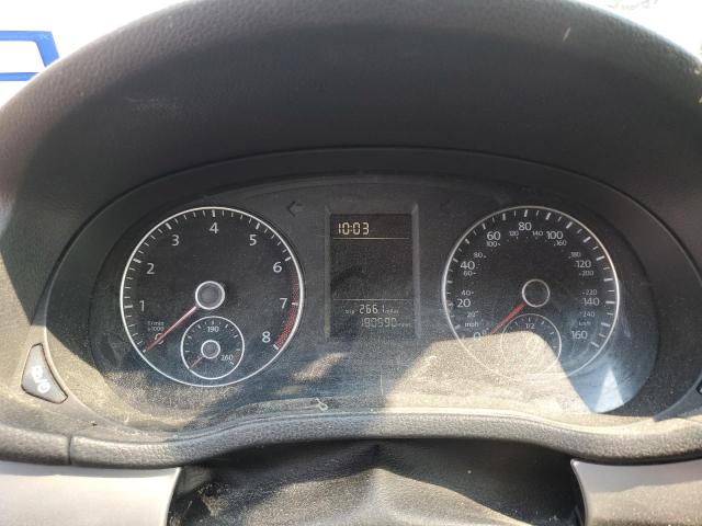 Photo 9 from auction – 2014 VOLKSWAGEN PASSAT S with VIN 1VWAP7A3XEC004612