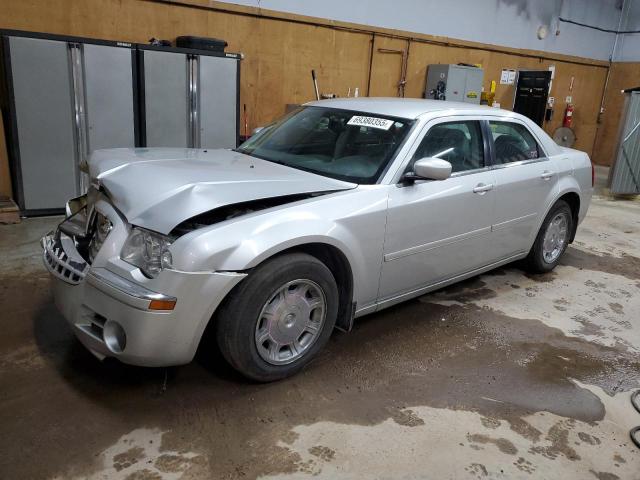 CHRYSLER 300 TOURING 2005 with VIN 2C3JA53G45H615150 - Photo from auction
