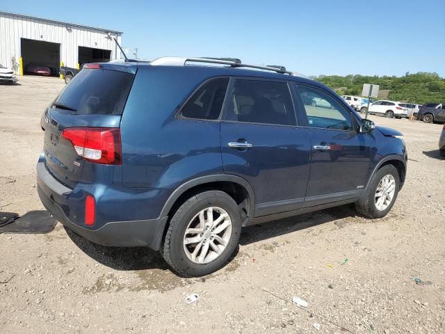 Photo 3 from auction – 2015 KIA SORENTO LX with VIN 5XYKTDA69FG564887