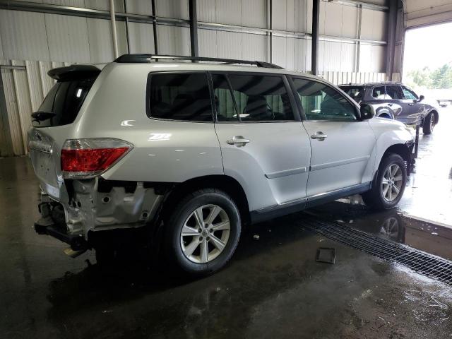 Photo 3 from auction – 2013 TOYOTA HIGHLANDER with VIN 5TDBK3EH3DS230346