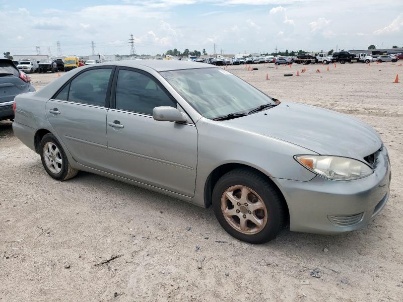 Photo 4 from auction – 2005 TOYOTA CAMRY LE with VIN 4T1BE32K45U570976