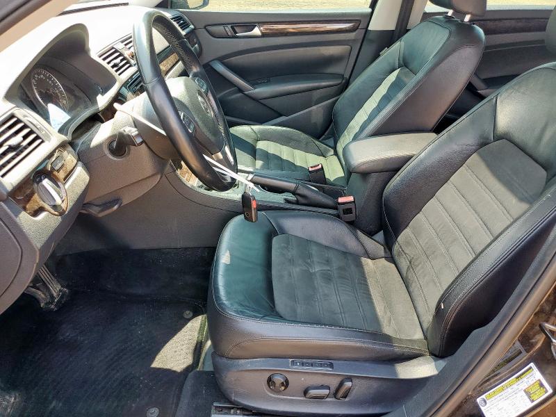 Photo 7 from auction – 2014 VOLKSWAGEN PASSAT SEL with VIN 1VWCN7A34EC099389