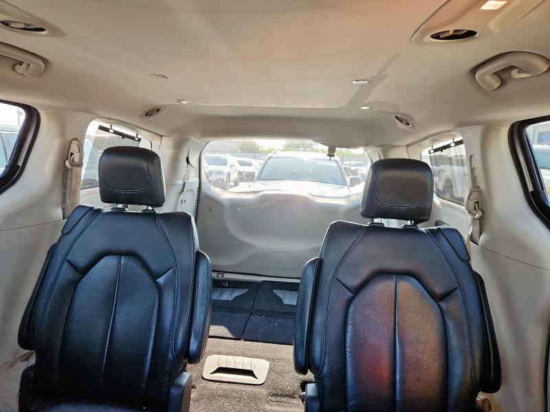 Photo 10 from auction – 2021 CHRYSLER PACIFICA TOURING L with VIN 2C4RC1BG4MR534273