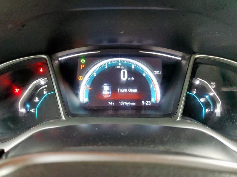 Photo 9 from auction – 2018 HONDA CIVIC EX with VIN 2HGFC2F72JH555158