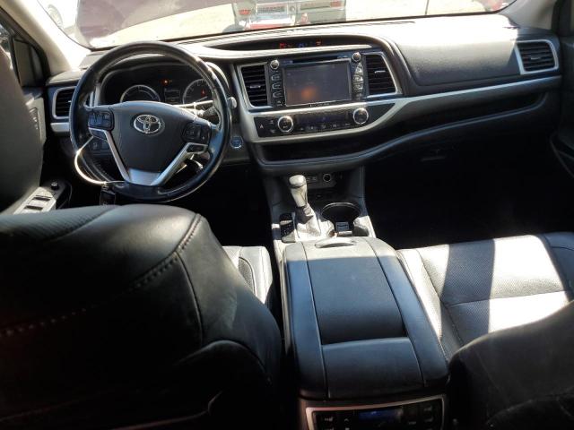 Photo 8 from auction – 2017 TOYOTA HIGHLANDER with VIN 5TDDGRFH8HS029589