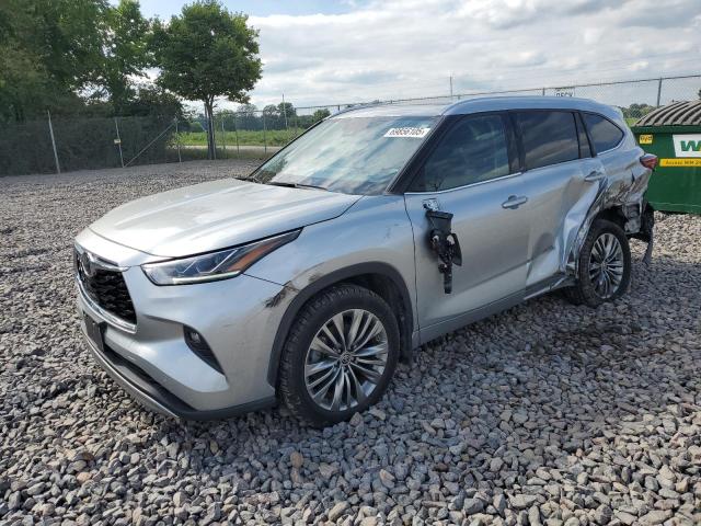 TOYOTA HIGHLANDER 2020 with VIN 5TDFZRBH6LS041547 - Photo from auction